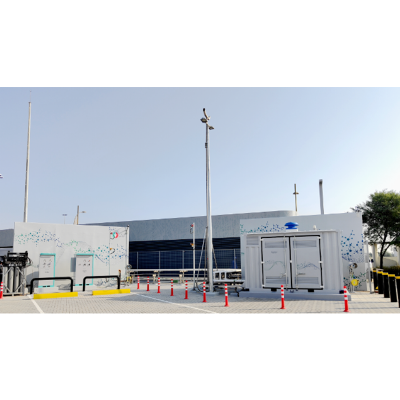 Prima hydrogenii statione refueling in UAE officialiter in operando fuit, et prima negotiatio transmarina Hedrissen spectaculum felix fuit.